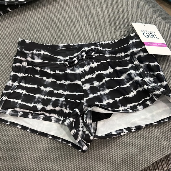 Swim set from Athleta! - Picture 2 of 4